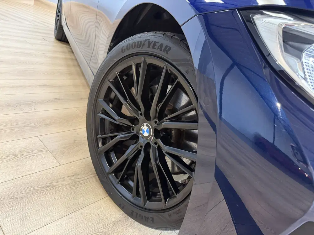 BMW 3-serie 320e Business Edition Plus Airco ECC uit 2022, foto 8