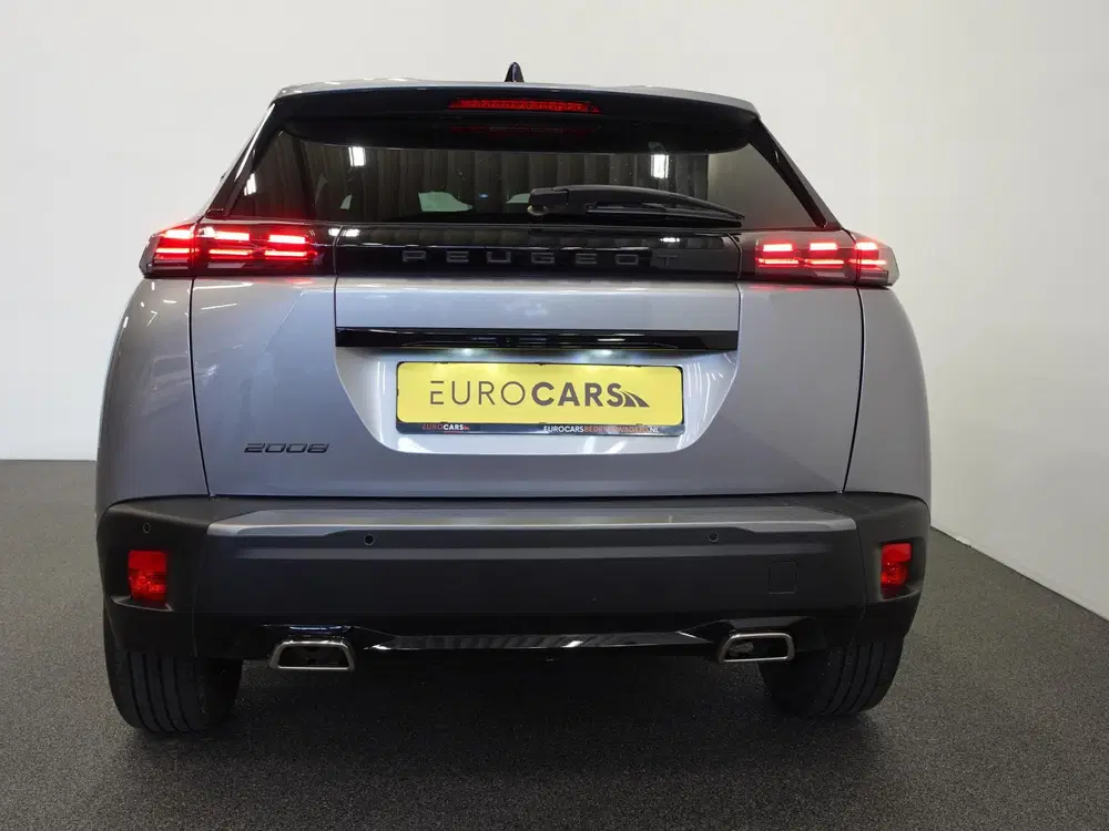 Peugeot 2008 1.2 PureTech 130pk Automaat Allure Navigat uit 2024, foto 3