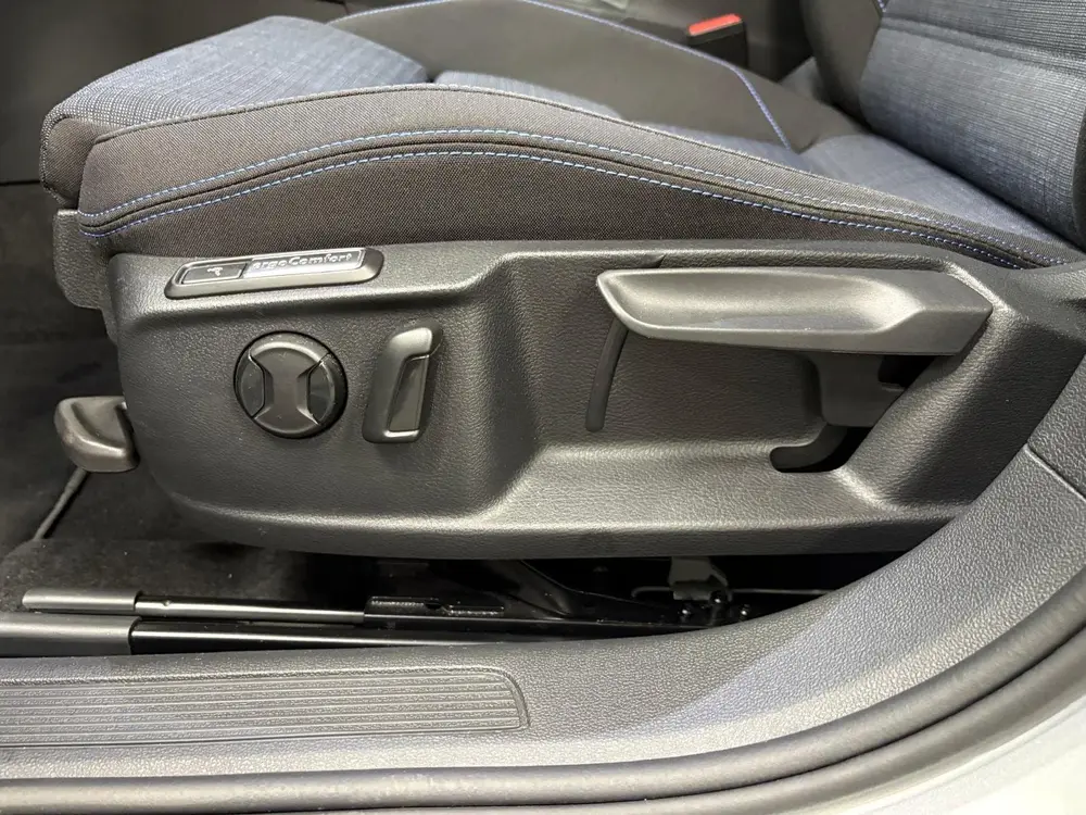 Volkswagen Passat Variant 1.4 TSI PHEV GTE Business Airco EC uit 2022, foto 13