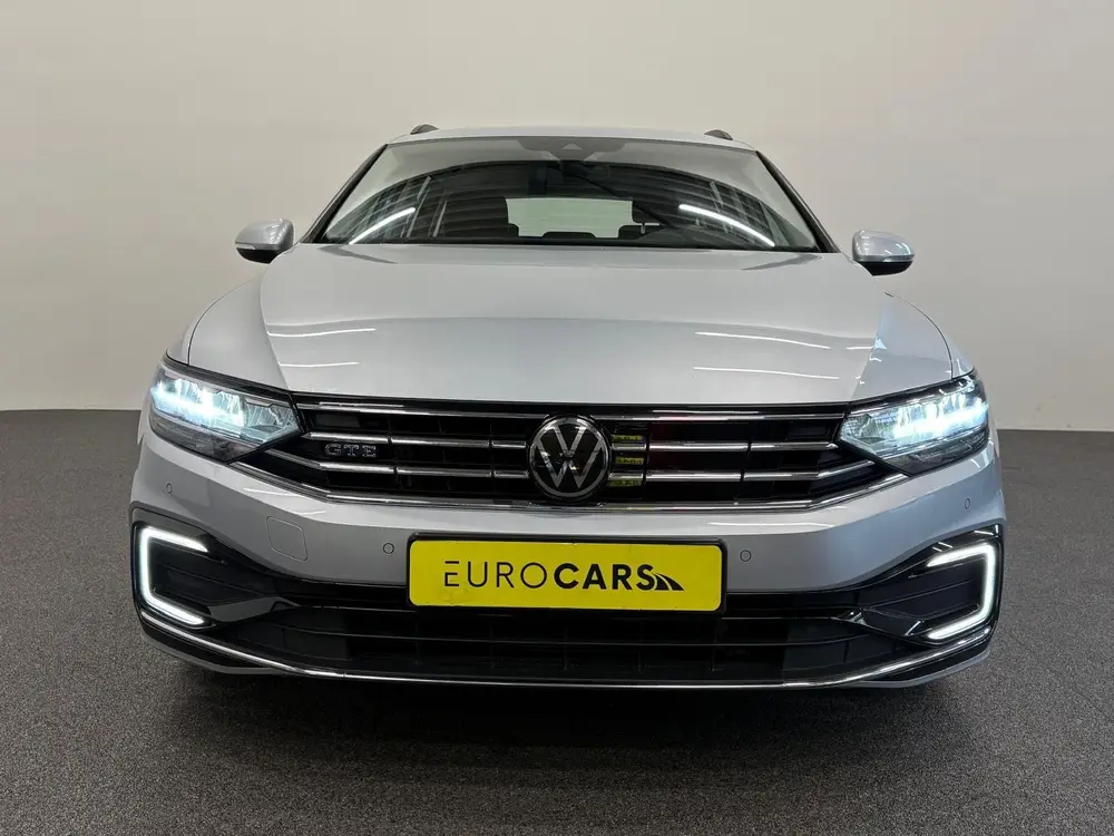 Volkswagen Passat Variant 1.4 TSI PHEV GTE Business Airco EC uit 2022, foto 2