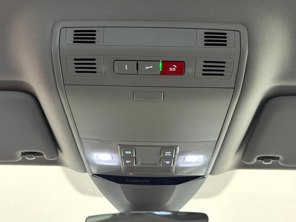 Volkswagen Passat Variant 1.4 TSI PHEV GTE Business Airco EC uit 2022, foto 20