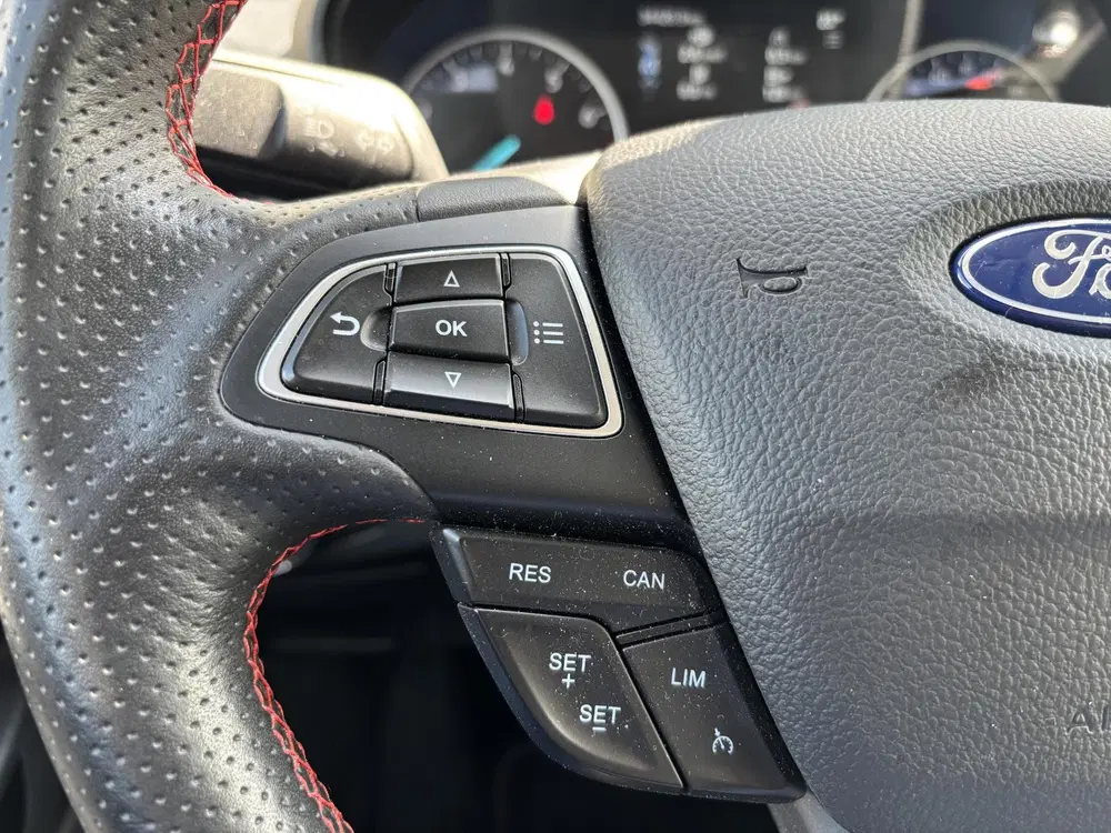 Ford EcoSport 1.0 EcoBoost ST-Line uit 2022, foto 4