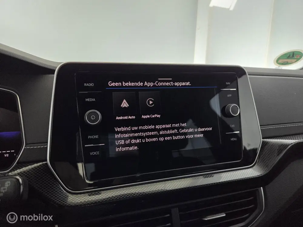 Volkswagen T-Cross 1.5 TSI R-Line trekhaak|IQled|Stoelverw.| uit 2025, foto 11