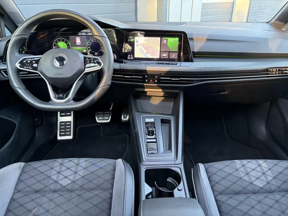 Volkswagen Golf 1.5 eTSI R-Line | Pano | LED | Stoel verwarm uit 2021, foto 11