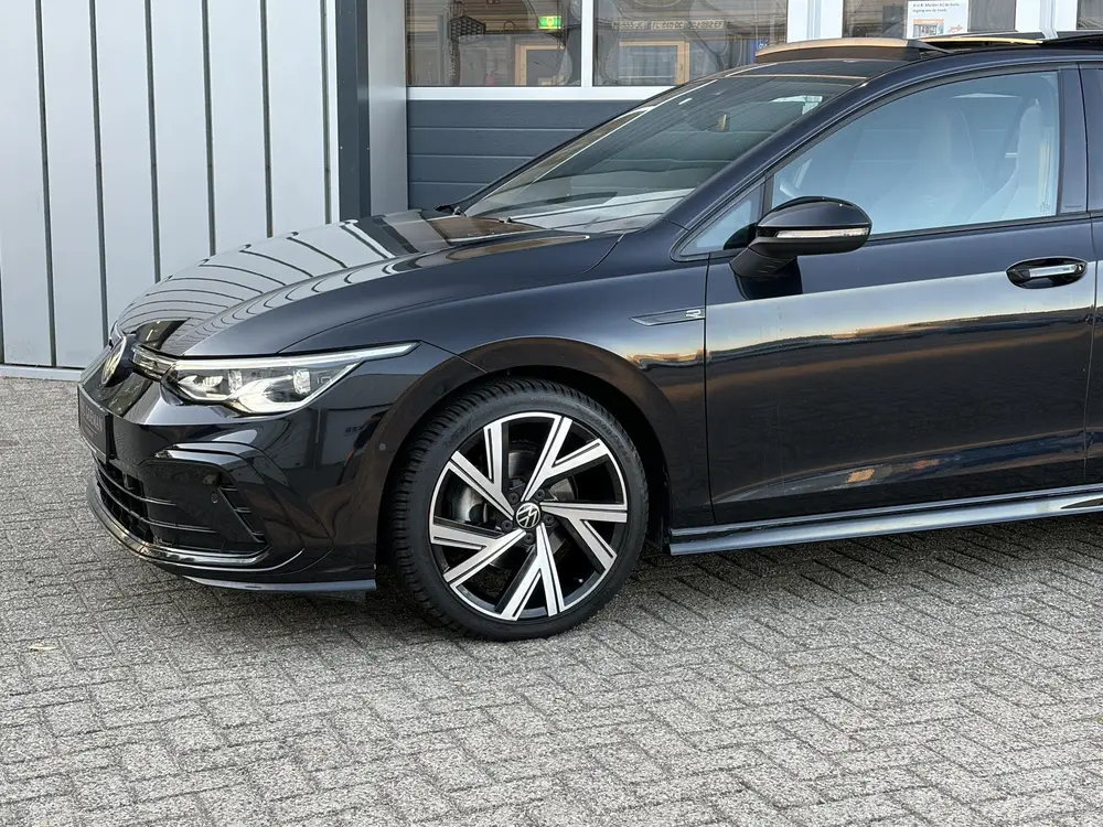 Volkswagen Golf 1.5 eTSI R-Line | Pano | LED | Stoel verwarm uit 2021, foto 3