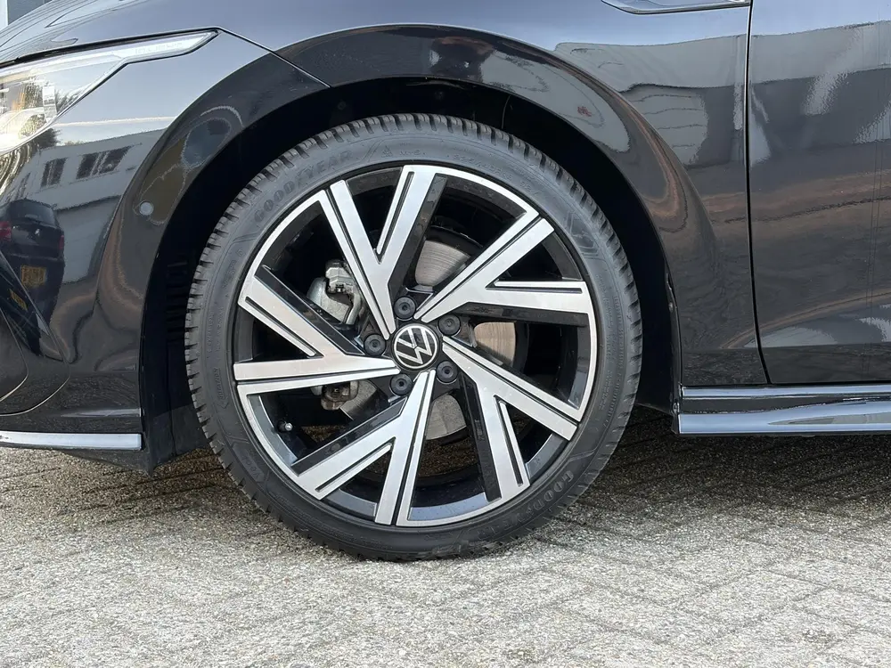 Volkswagen Golf 1.5 eTSI R-Line | Pano | LED | Stoel verwarm uit 2021, foto 6
