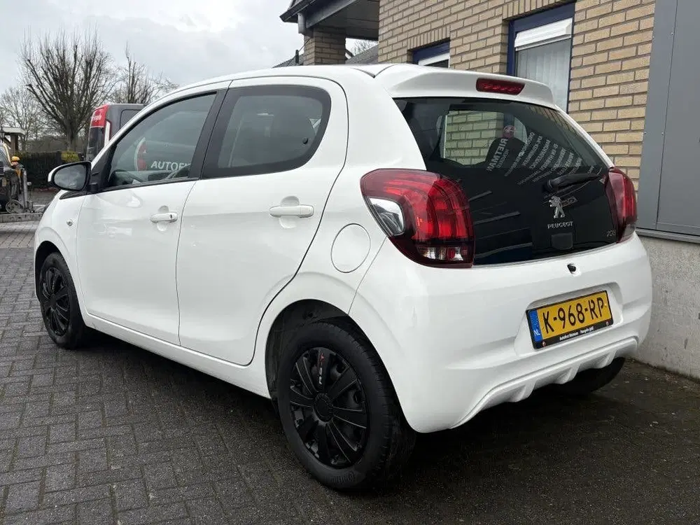 Peugeot 108 1.0 e-VTi Active uit 2021, foto 12