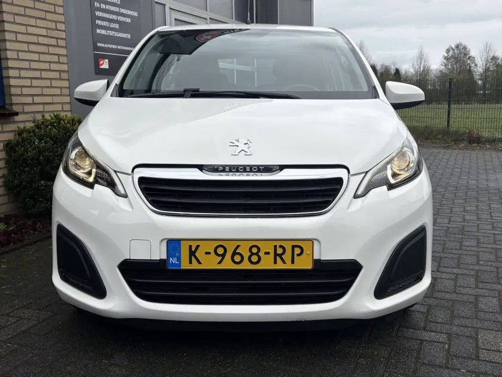 Peugeot 108 1.0 e-VTi Active uit 2021, foto 4