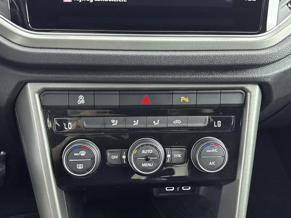 Volkswagen T-Roc 1.0 TSI Style uit 2021, foto 17