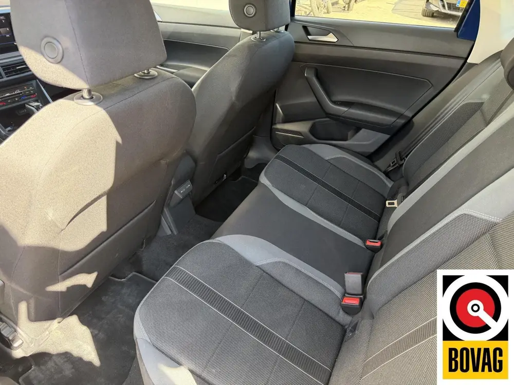 Volkswagen Polo 1.0 TSI R-Line Edition Camera CarPlay Navi A uit 2024, foto 13