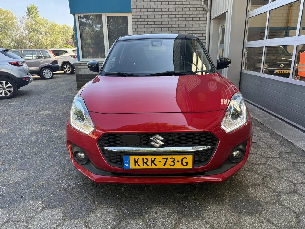 Suzuki Swift 1.2 Stijl Smart Hybrid uit 2020, foto 5