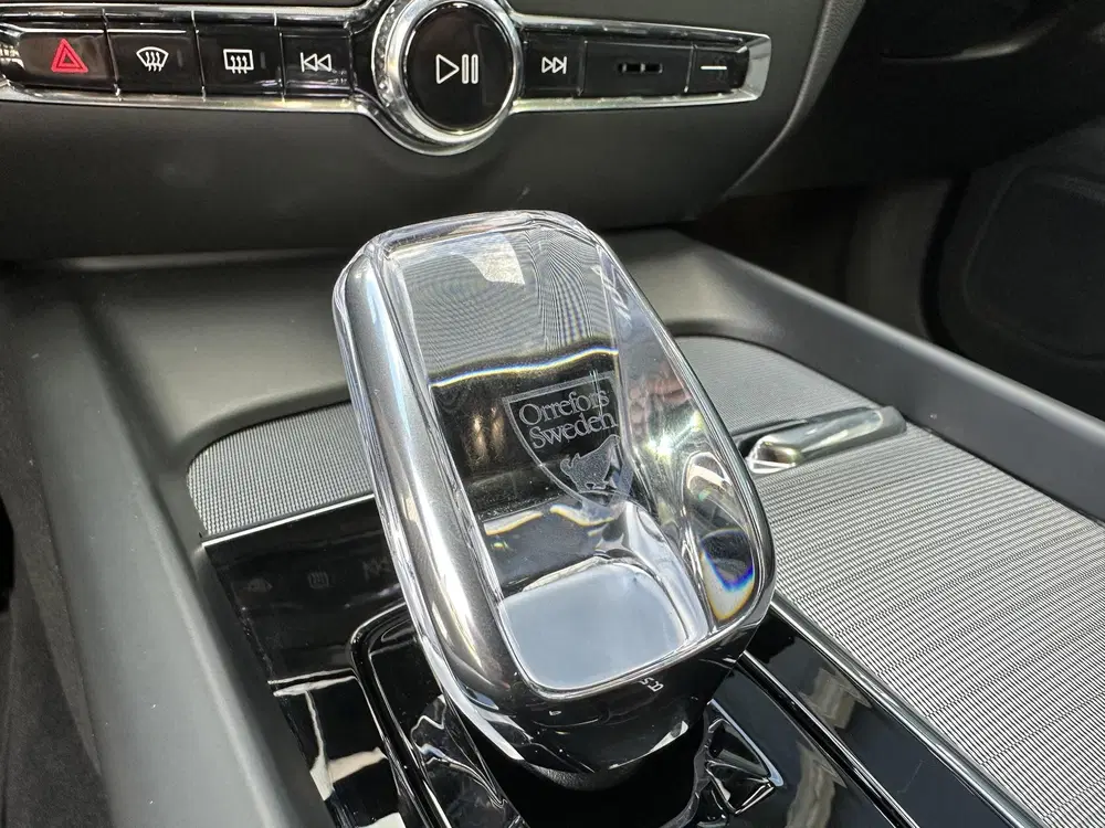 Volvo V60 2.0 B4 Plus Dark Silver Dawn uit 2025, foto 12