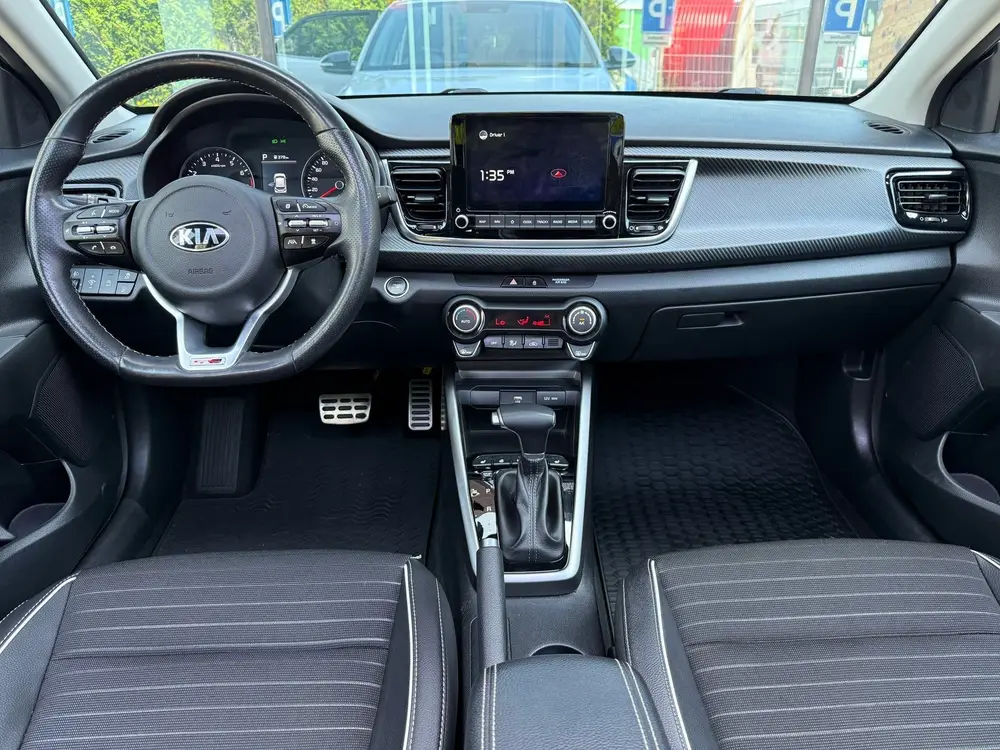 Kia Rio 1.0 T-GDi GT-Line uit 2021, foto 2