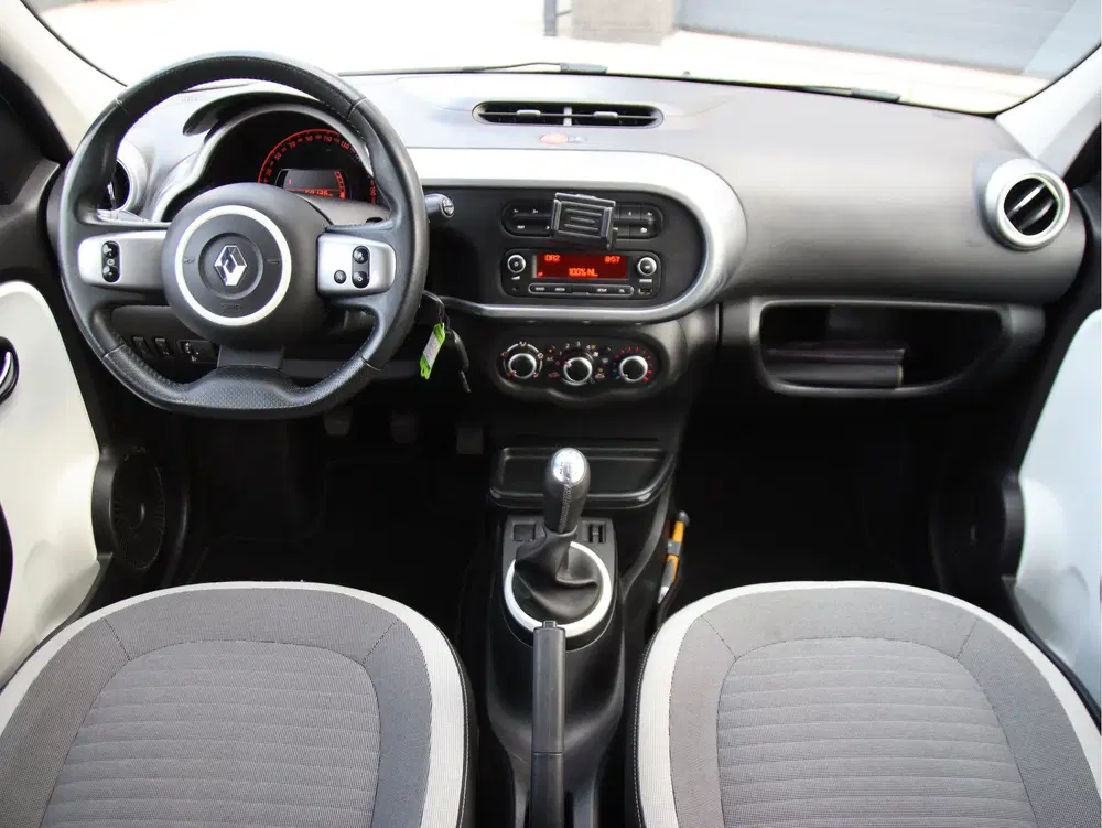 Renault Twingo 1.0 SCe Limited NL-Auto uit 2019, foto 12