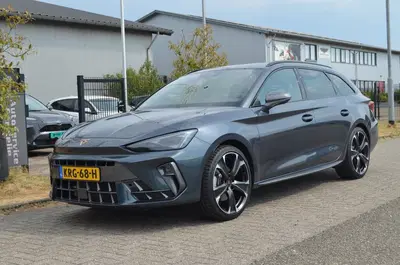 Cupra Leon 1.5 TSI e-Hybrid Business uit 2025