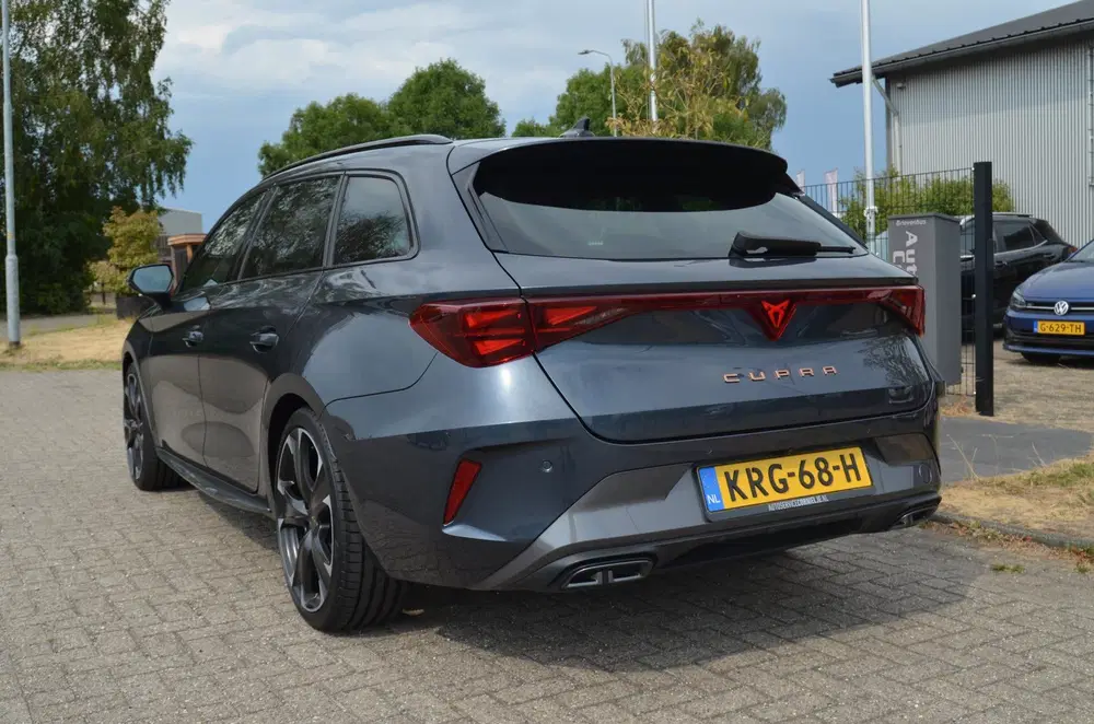 Cupra Leon 1.5 TSI e-Hybrid Business uit 2025, foto 10