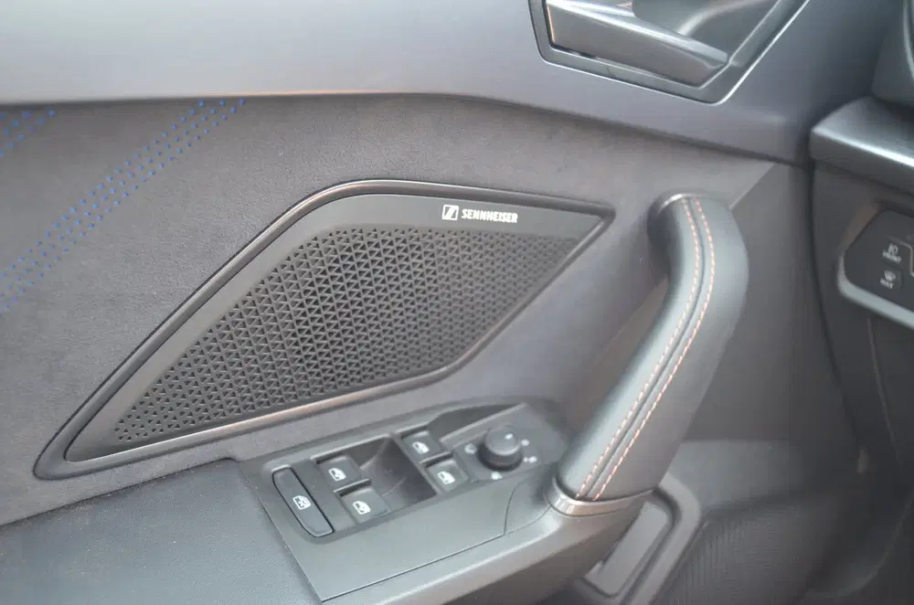 Cupra Leon 1.5 TSI e-Hybrid Business uit 2025, foto 18