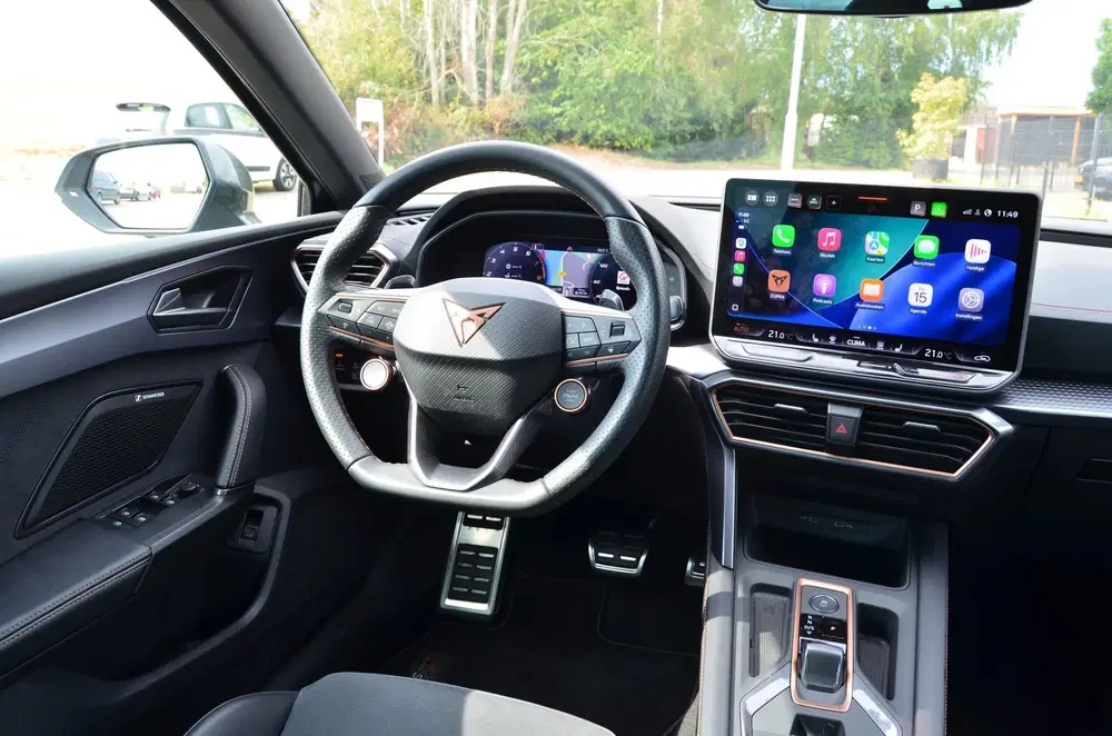 Cupra Leon 1.5 TSI e-Hybrid Business uit 2025, foto 2