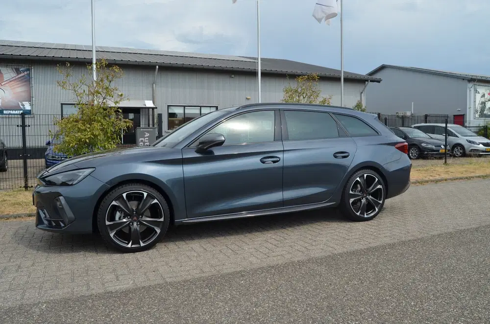 Cupra Leon 1.5 TSI e-Hybrid Business uit 2025, foto 7
