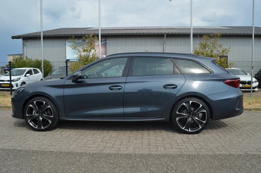 Cupra Leon 1.5 TSI e-Hybrid Business uit 2025, foto 8