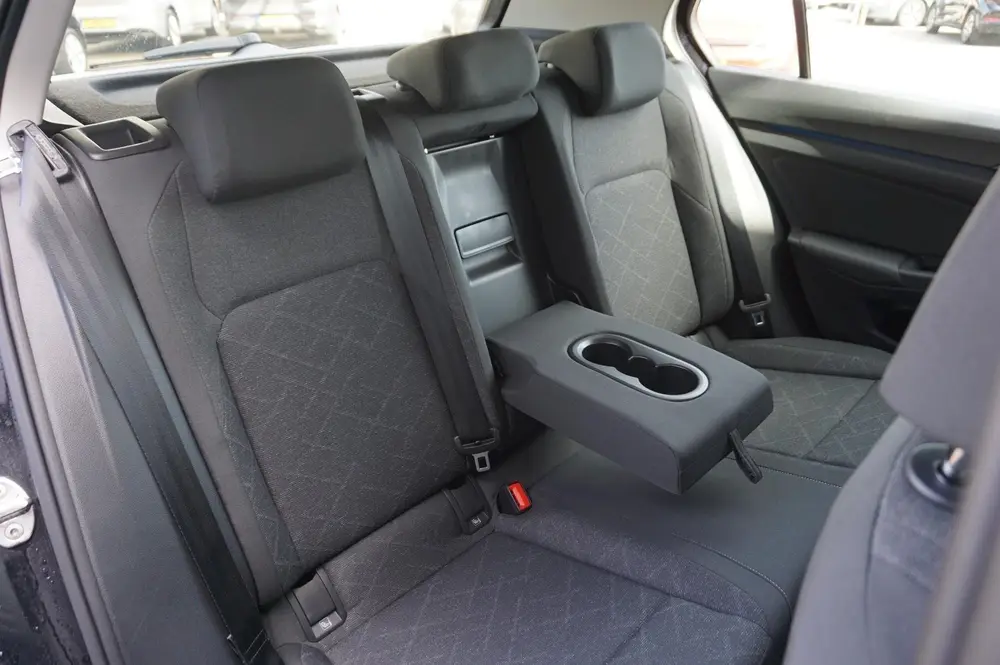 Volkswagen Golf 1.0 eTSI 110pk DSG Life | Apple Carplay & An uit 2023, foto 15