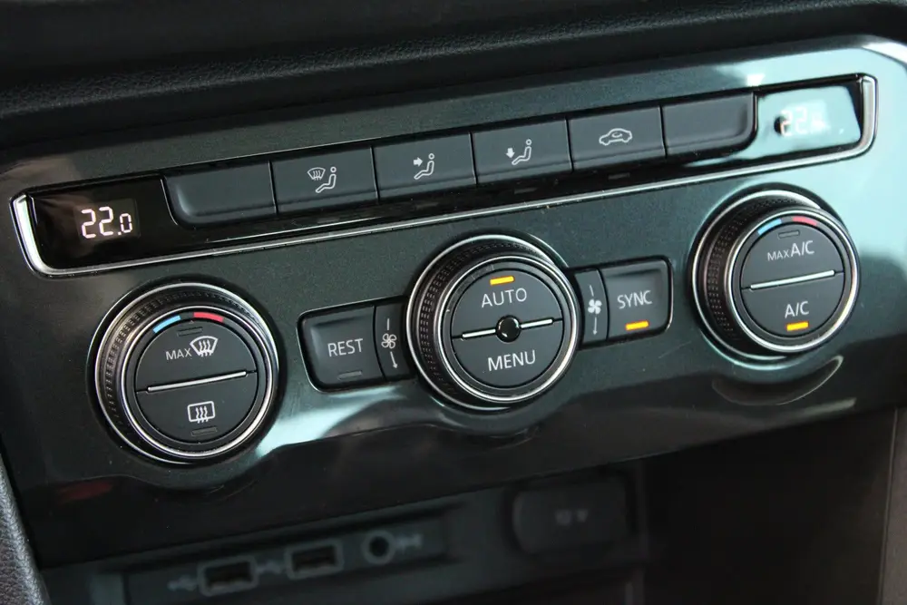 Volkswagen Tiguan 1.5 TSI ACT//NAVI//TREKHAAK! (bj 2020) uit 2020, foto 20