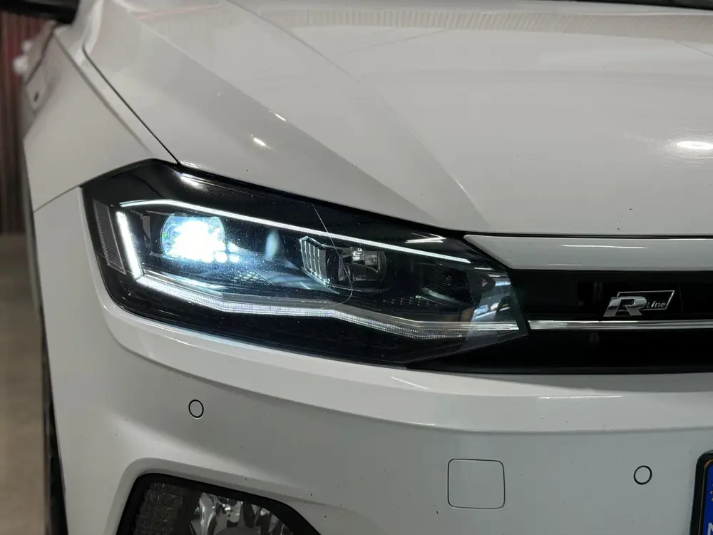 Volkswagen Polo 1.0 TSI R-Line 2019 DSG LED NAVI CRUISE CLIM uit 2019, foto 3