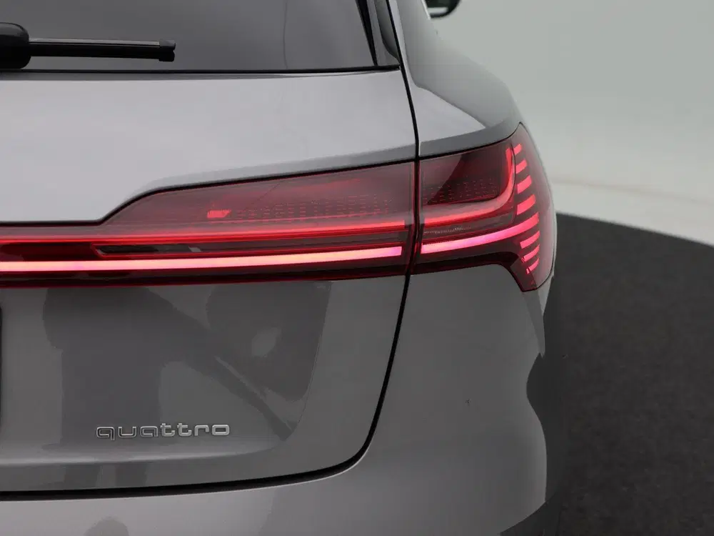 Audi e-tron 55 quattro Business edition Plus 95 kWh 40 uit 2021, foto 15