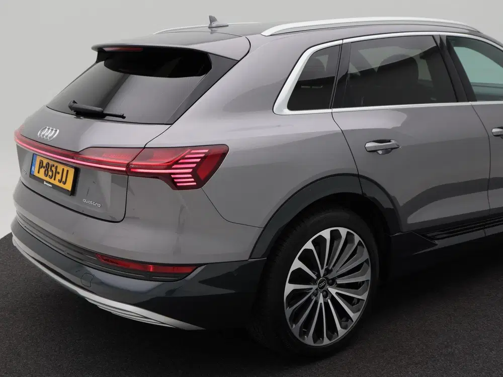 Audi e-tron 55 quattro Business edition Plus 95 kWh 40 uit 2021, foto 16
