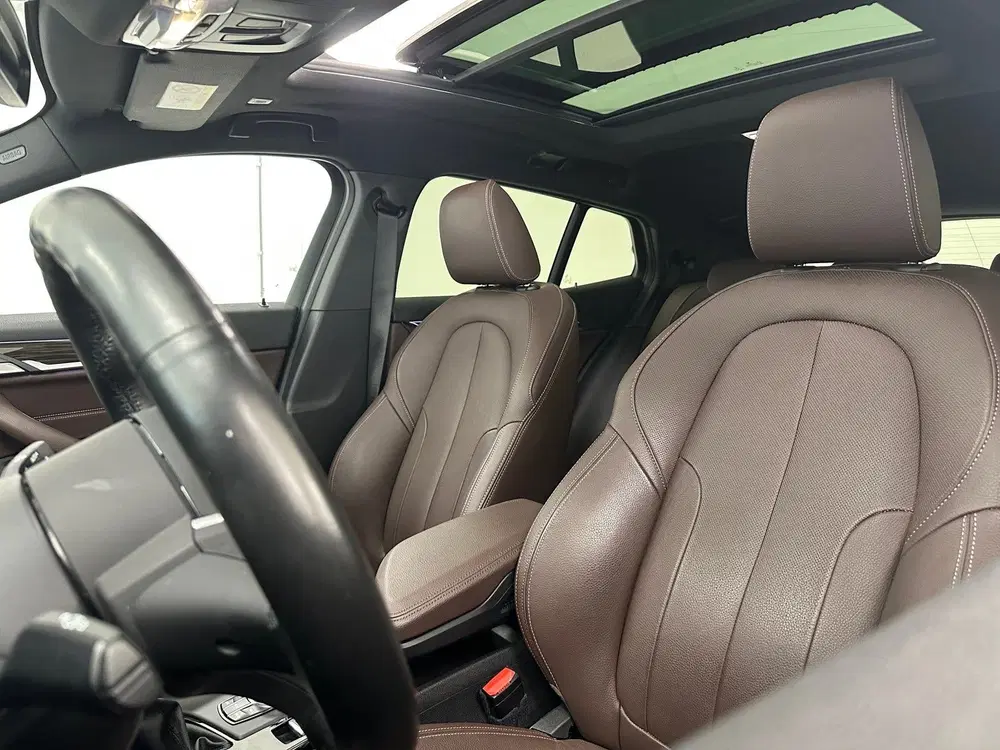 BMW X2 xDrive25e M-Sport uit 2021, foto 7