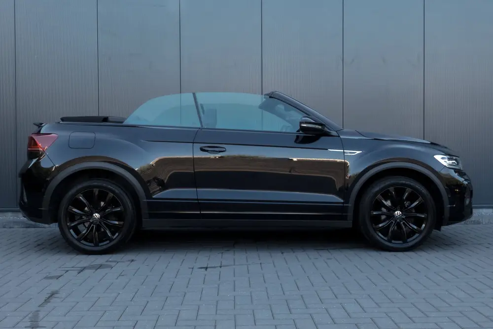 Volkswagen T-Roc Cabrio 1.5 TSI R-Line | ACC | Stoel & Stuur uit 2023, foto 10