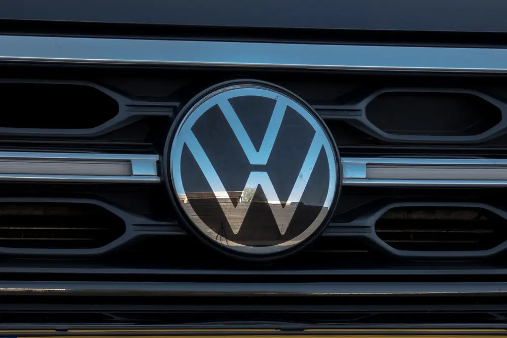 Volkswagen T-Roc Cabrio 1.5 TSI R-Line | ACC | Stoel & Stuur uit 2023, foto 13