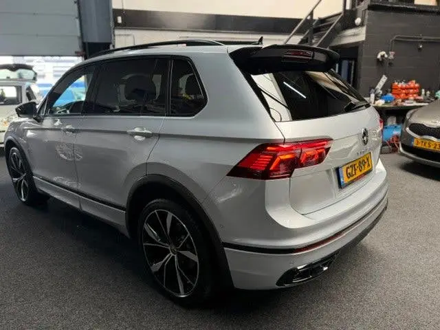 Volkswagen TIGUAN 1.4 TSI eHybrid R-Line Business+/Pano uit 2021, foto 10