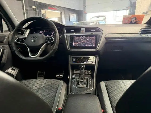 Volkswagen TIGUAN 1.4 TSI eHybrid R-Line Business+/Pano uit 2021, foto 16