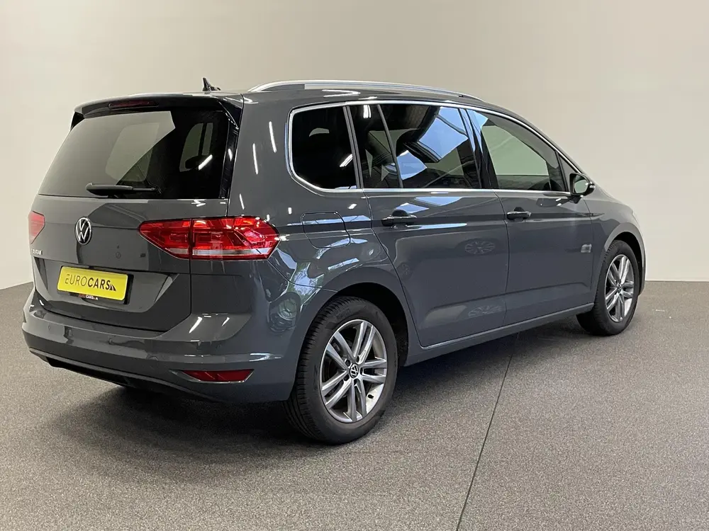 Volkswagen Touran 1.5 TSI DSG Highline Navigatie Parkeersens uit 2020, foto 8
