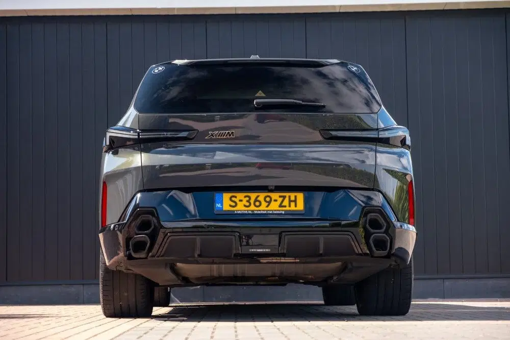BMW XM PHEV 30 kWh V8 T 653pk High Exe uit 2023, foto 10