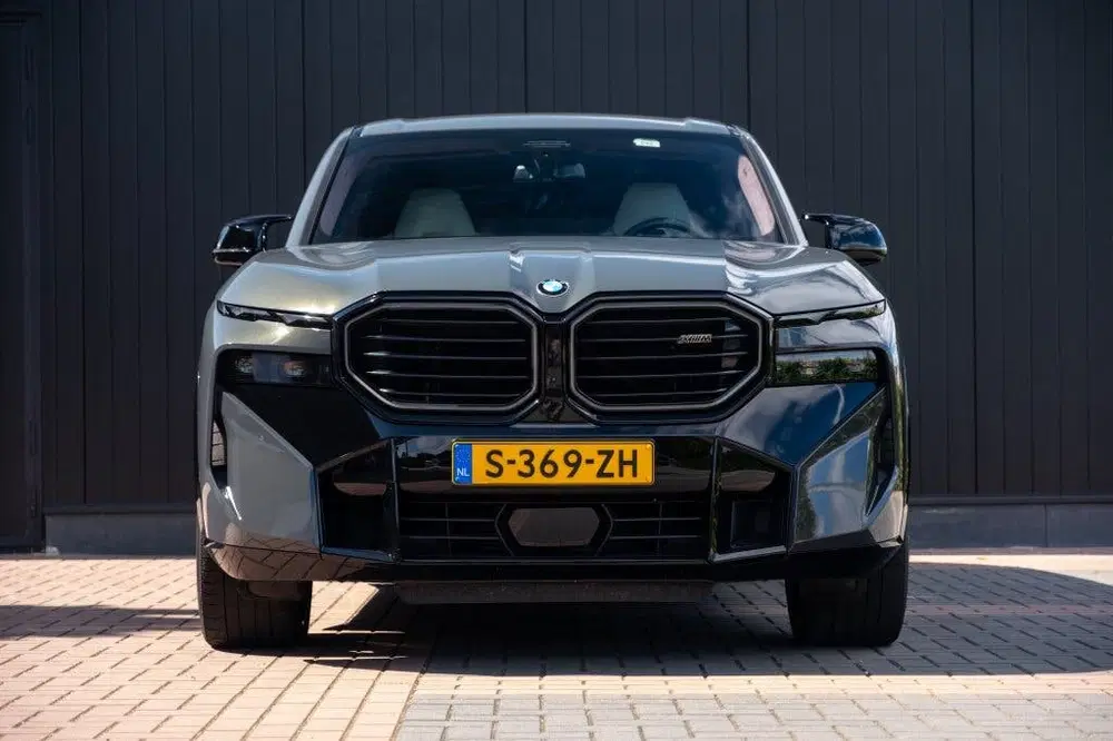 BMW XM PHEV 30 kWh V8 T 653pk High Exe uit 2023, foto 4