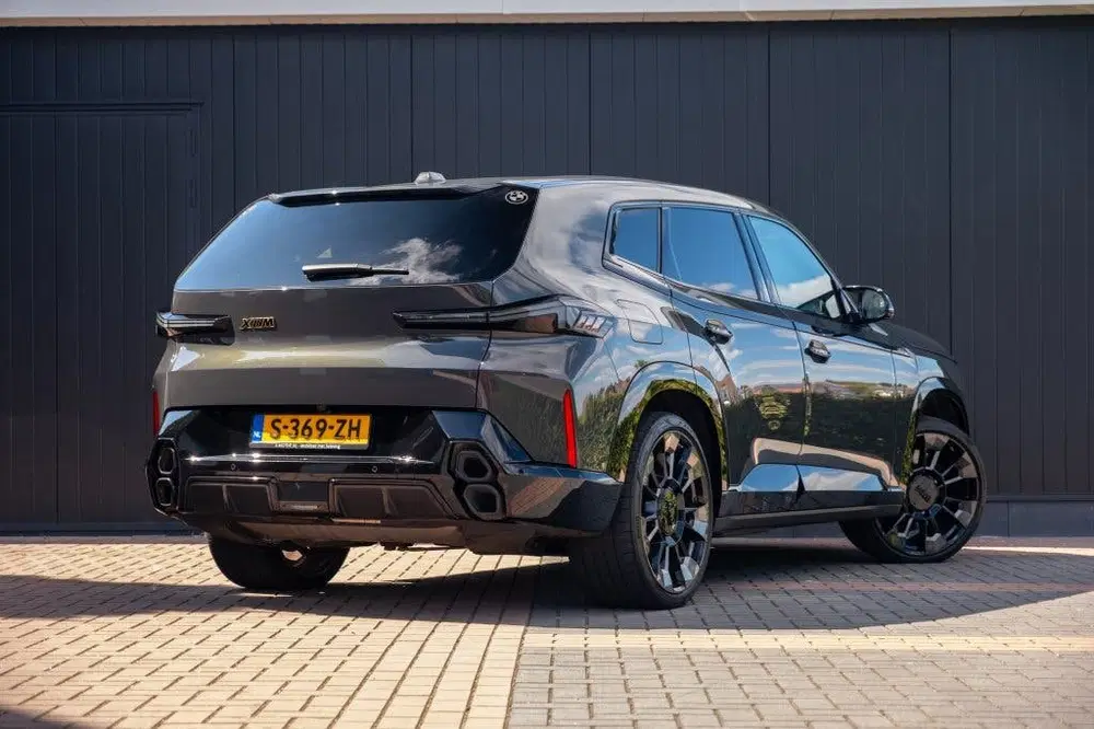 BMW XM PHEV 30 kWh V8 T 653pk High Exe uit 2023, foto 9