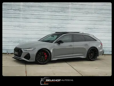 Audi RS6 4.0 TFSI Akrapovic Panorama Trekhaak Keram uit 2021