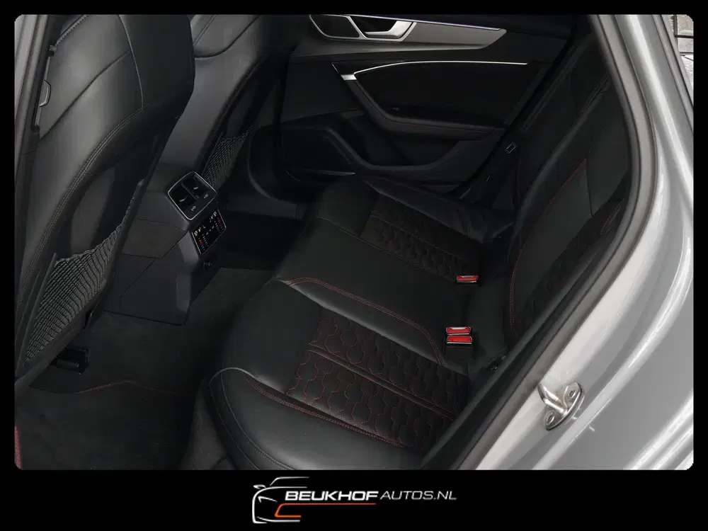 Audi RS6 4.0 TFSI Akrapovic Panorama Trekhaak Keram uit 2021, foto 14