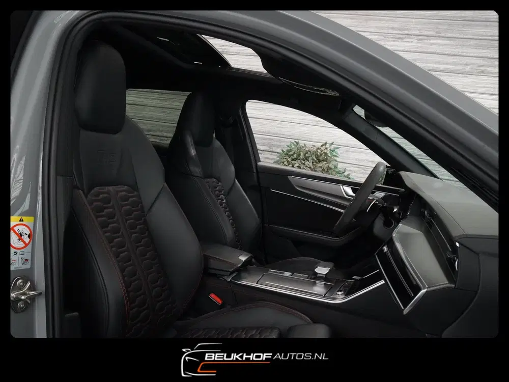 Audi RS6 4.0 TFSI Akrapovic Panorama Trekhaak Keram uit 2021, foto 7