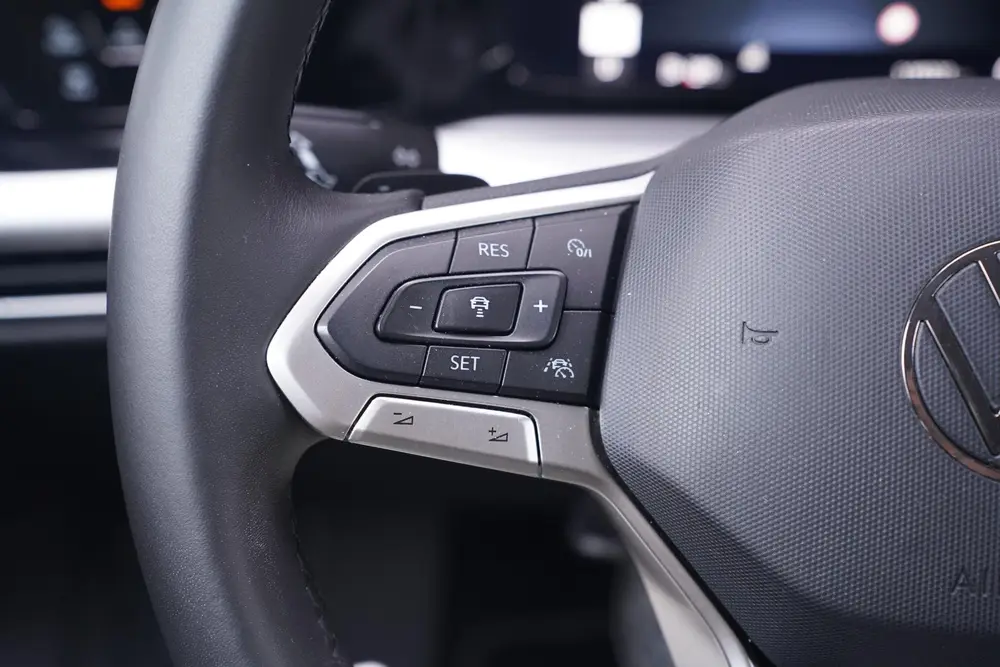 Volkswagen Golf 1.5 eTSI Life Navi Apple Carplay wegklapbare uit 2023, foto 20