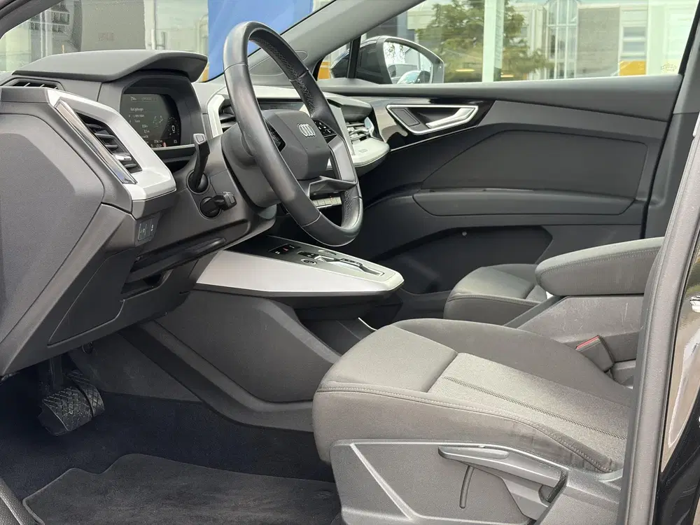 Audi Q4 e-tron 35 Edition 55 kWh uit 2022, foto 13