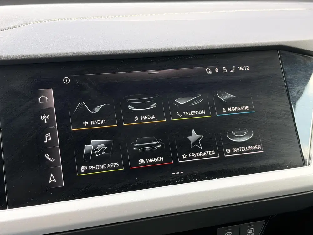 Audi Q4 e-tron 35 Edition 55 kWh uit 2022, foto 17
