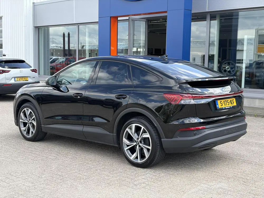 Audi Q4 e-tron 35 Edition 55 kWh uit 2022, foto 7