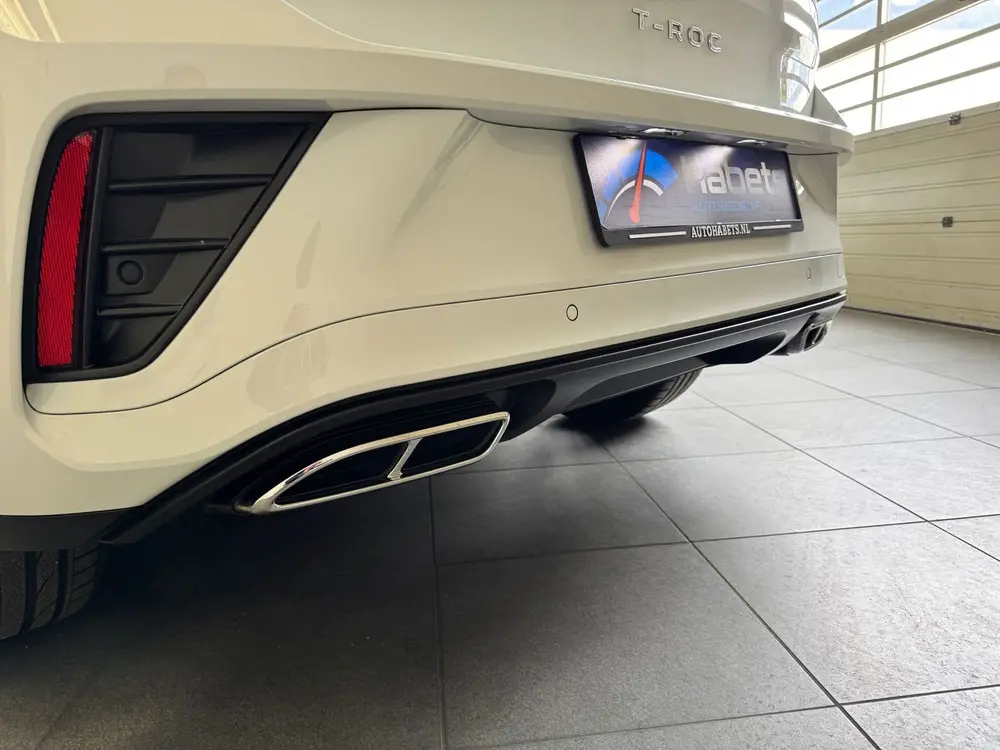 Volkswagen T-Roc Cabrio 1.5 TSI R-Line /IQ.light/stoel-stuur uit 2023, foto 10