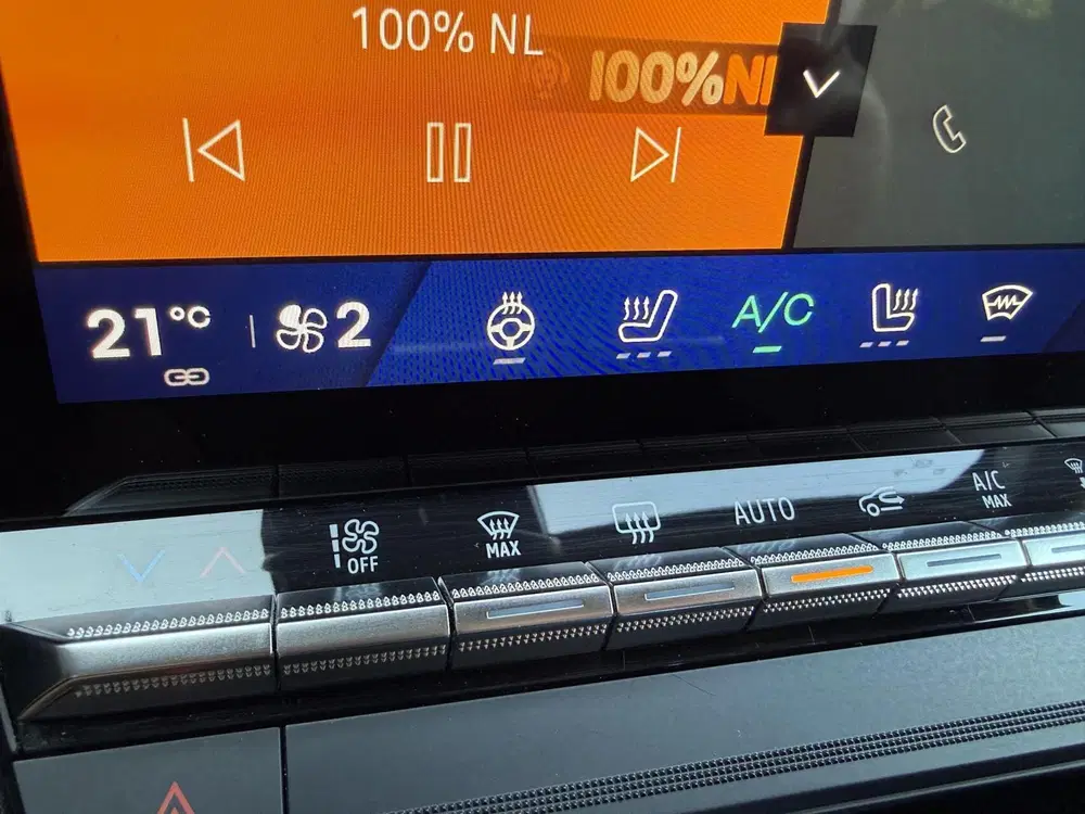 Renault Rafale 1.2 E-Tech full hybrid 200 techno ACHTERAS uit 2024, foto 15