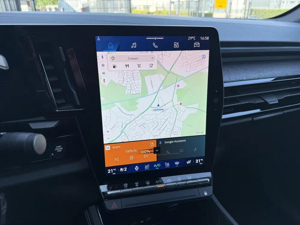 Renault Rafale 1.2 E-Tech full hybrid 200 techno ACHTERAS uit 2024, foto 4