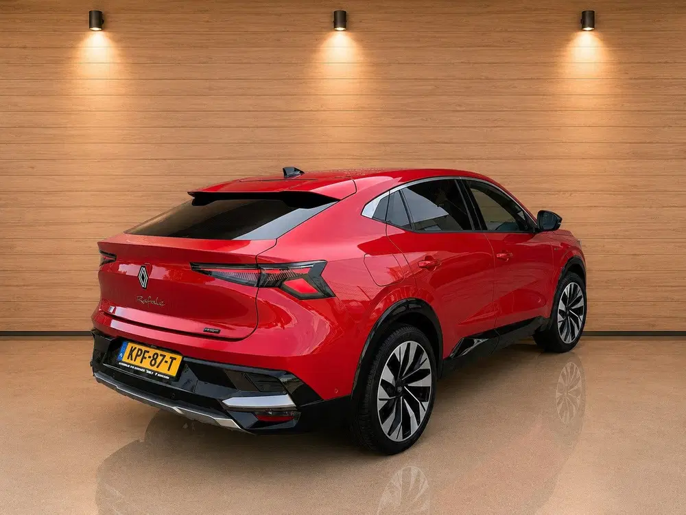 Renault Rafale 1.2 E-Tech full hybrid 200 techno ACHTERAS uit 2024, foto 5