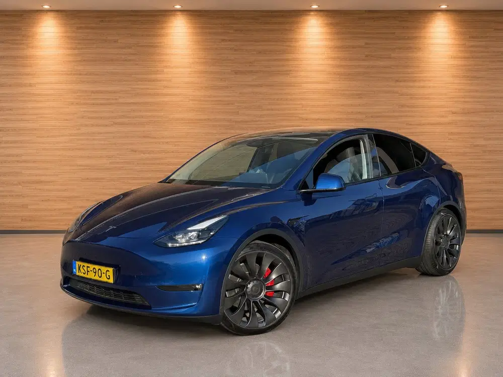 Tesla Model Y Performance AWD 75 kWh uit 2025, foto 7